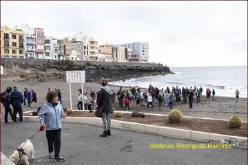 Ruta por la costa en memoria de José Luis González Ruano (Foto Ildefonso Rodríguez y TA)